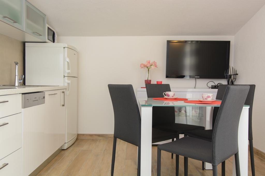 Apartments Brico - Heated Pool Trogir Exterior photo